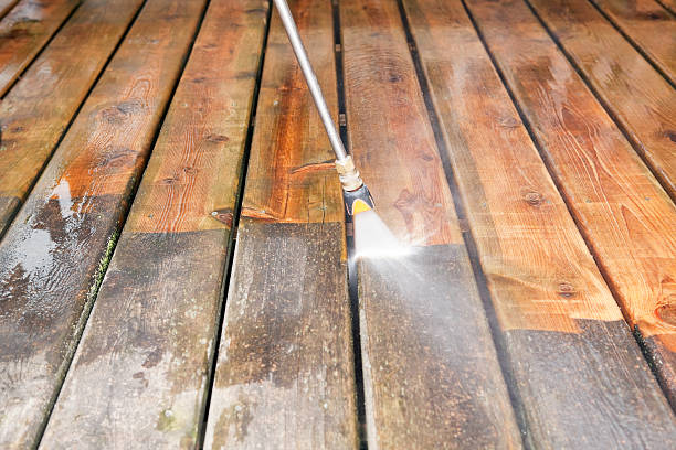 Best Spring Cleaning  in Crooked Lake Park, FL